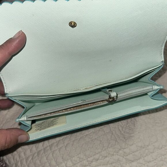 Kate Spade 'Cape Drive' Cindy Wallet - Picture 3 of 6